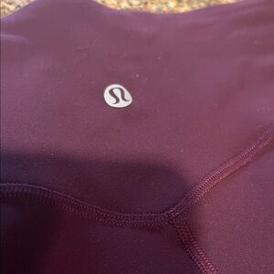 Lululemon wine  Leggings 8